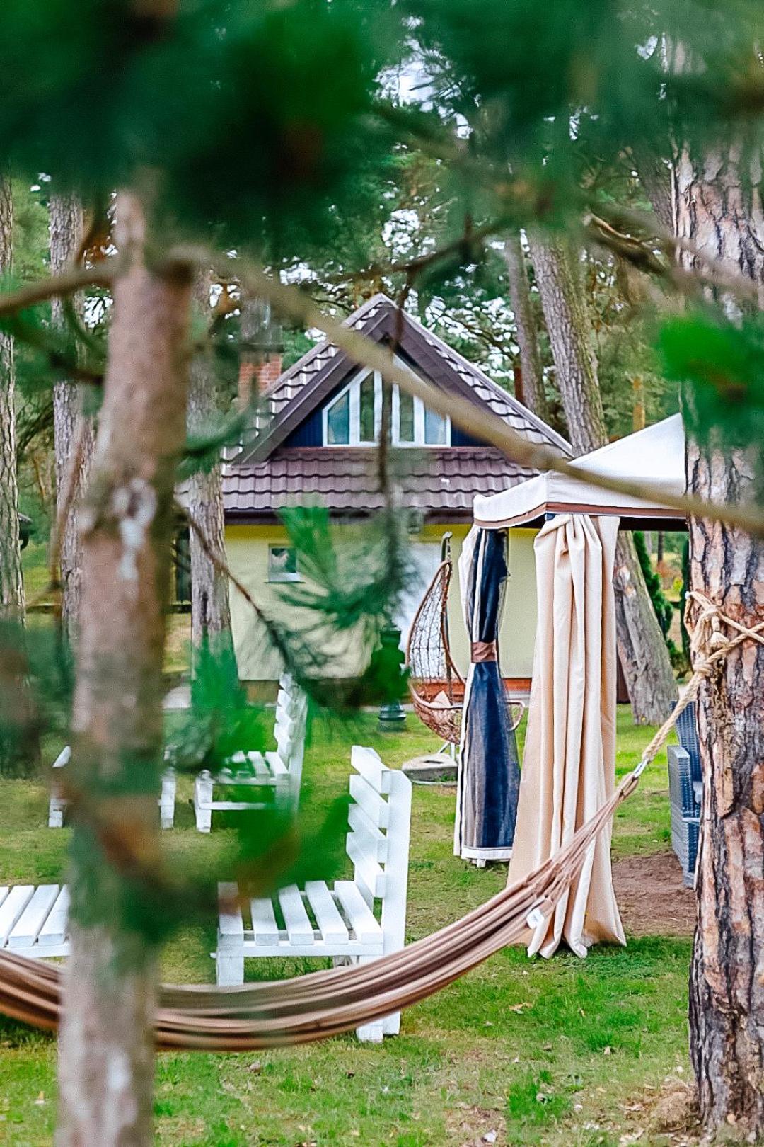 Forest Family Resort - Domki Caloroczne Ustka Exteriör bild